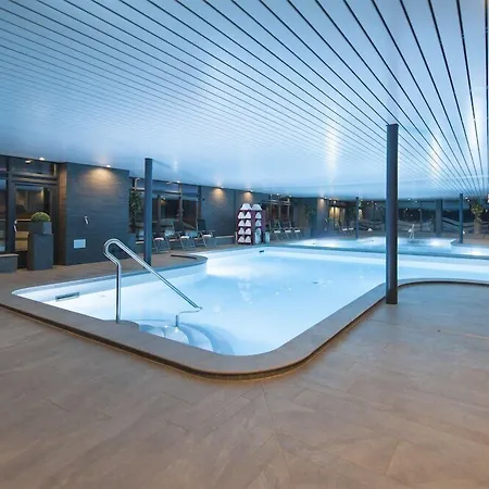 Club Only - By Mountain Davos