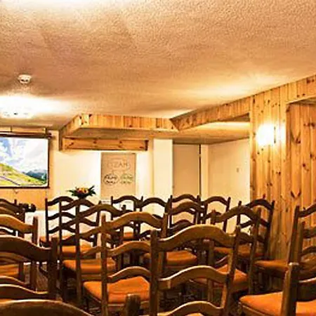 Otel Club Only - By Mountain