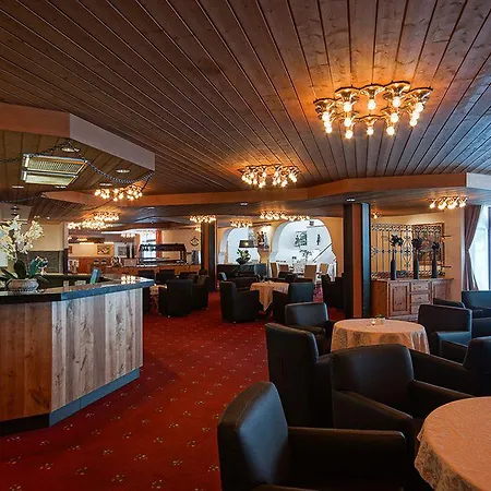 Club Only - By Mountain Otel Ostrava