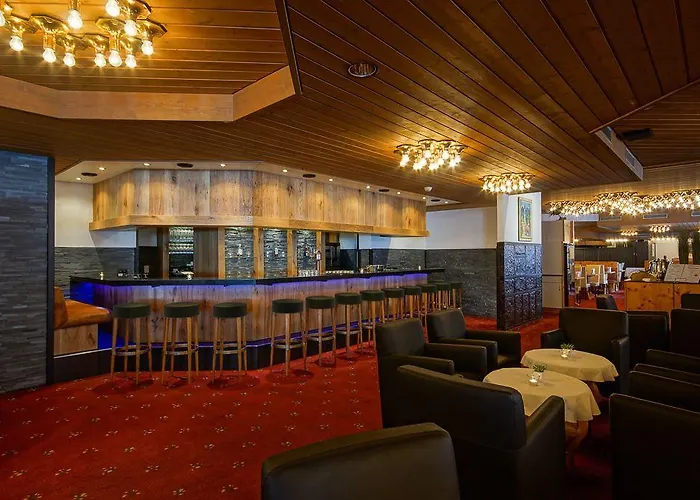 Club Only - By Mountain 酒店 达沃斯