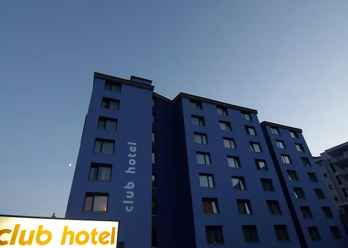 酒店 Club Only - By Mountain