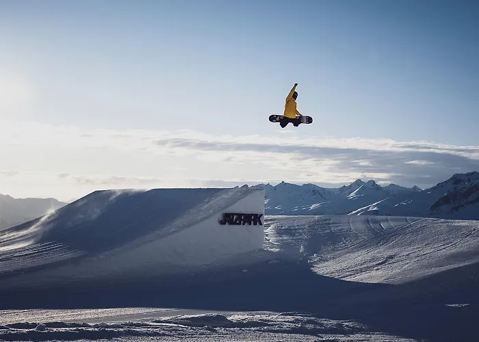 酒店 Club Only - By Mountain 3*