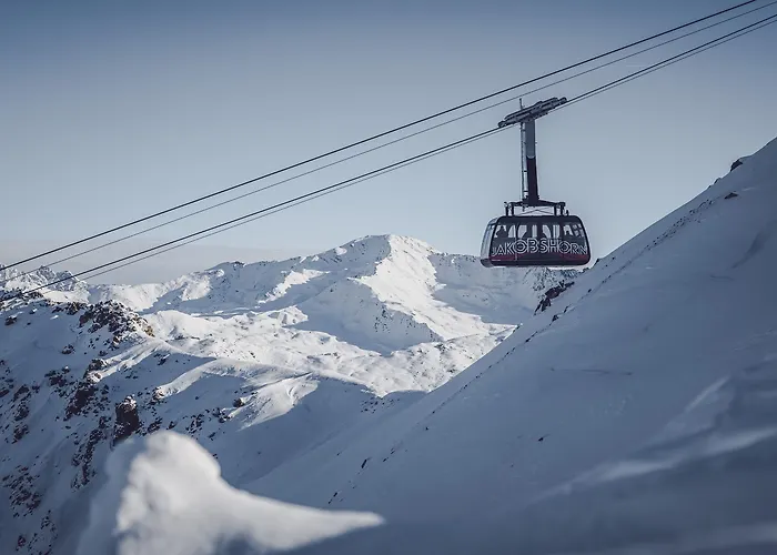 Club Only - By Mountain 3* 达沃斯