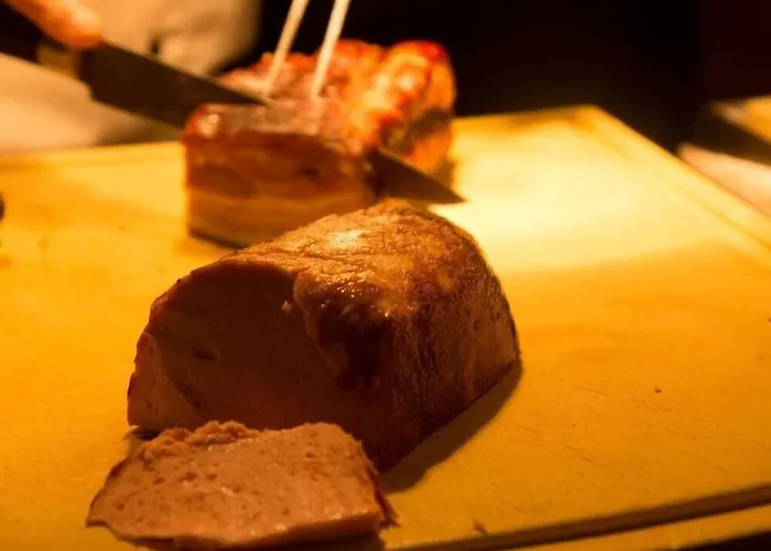 Club Only - By Mountain 酒店 3*