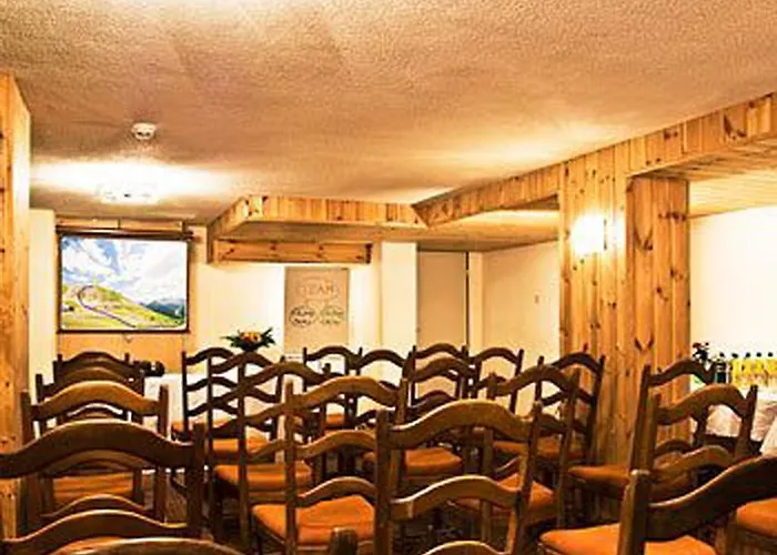 酒店 Club Only - By Mountain