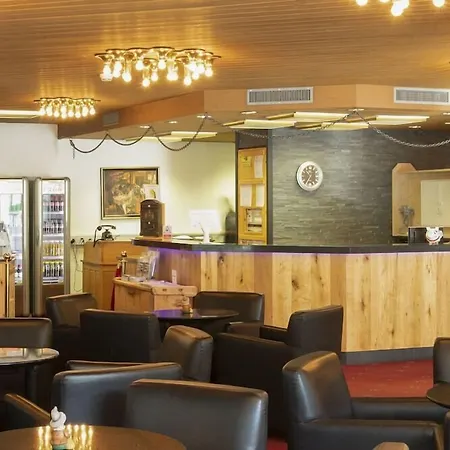 Hotel Club Only - By Mountain