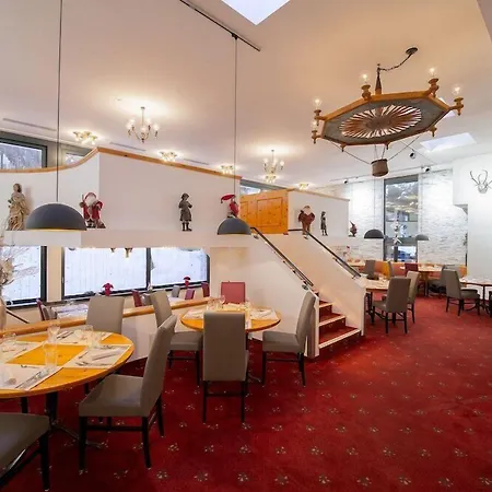 Hotel Club Only - By Mountain 3*