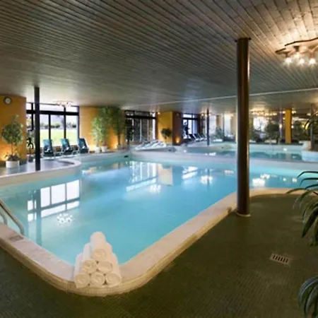 Club Only - By Mountain 3* Davos